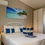 Naxos Loft Semesterbostad *