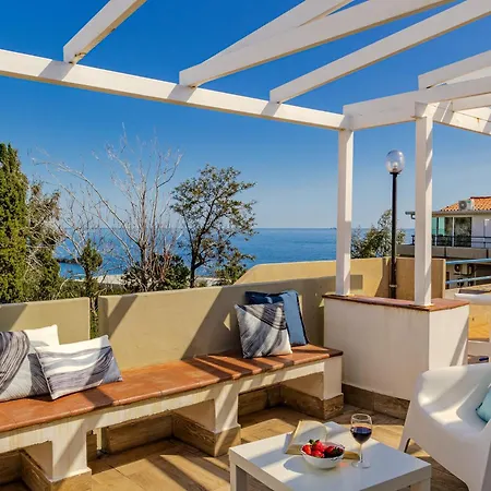 Naxos Loft Tatil Evi