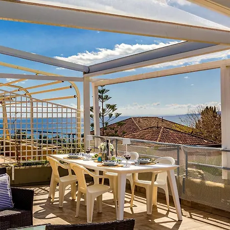 Naxos Loft